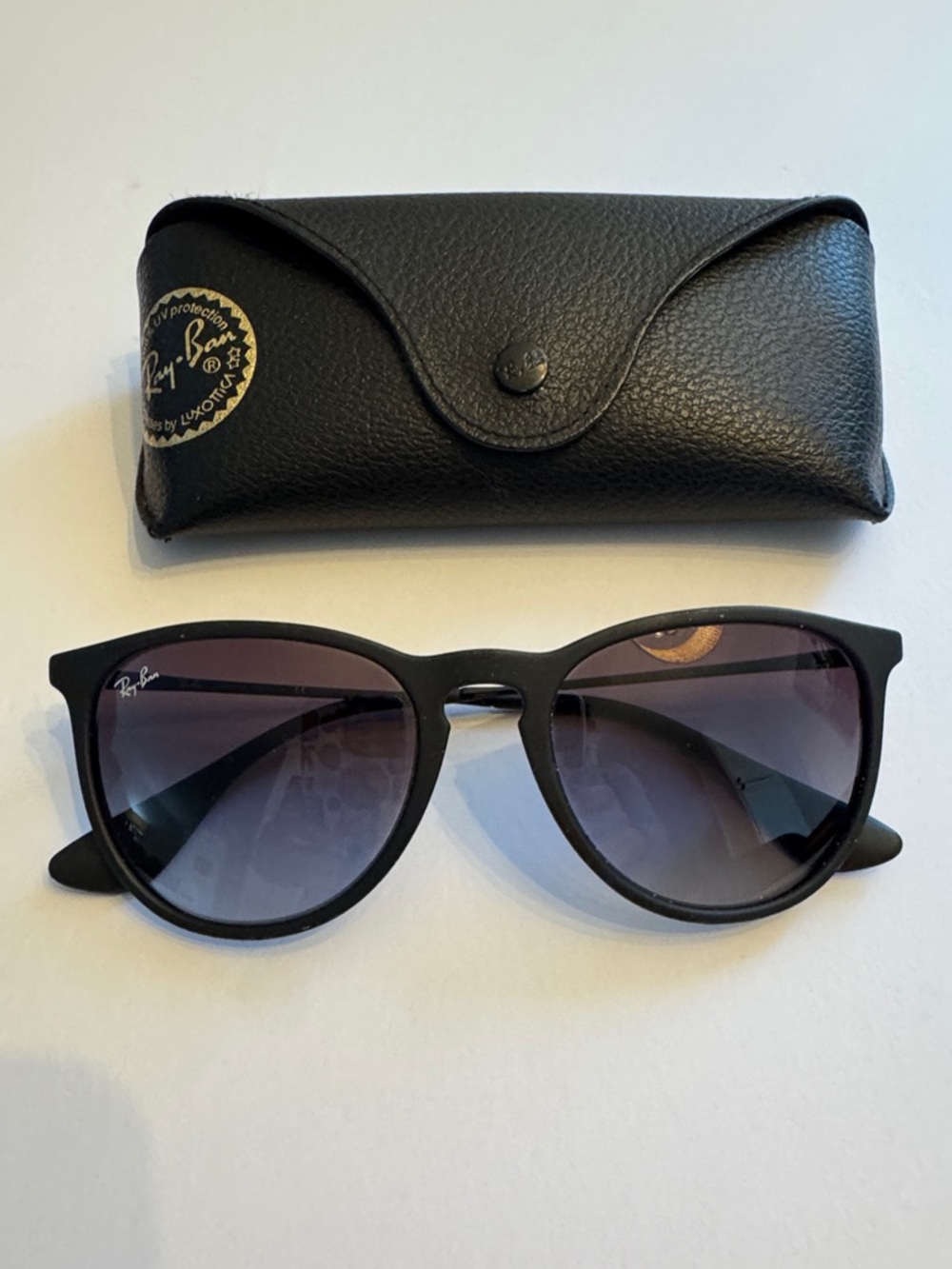 Ray-Ban Black Frame Sunglasses with Gradient Lenses